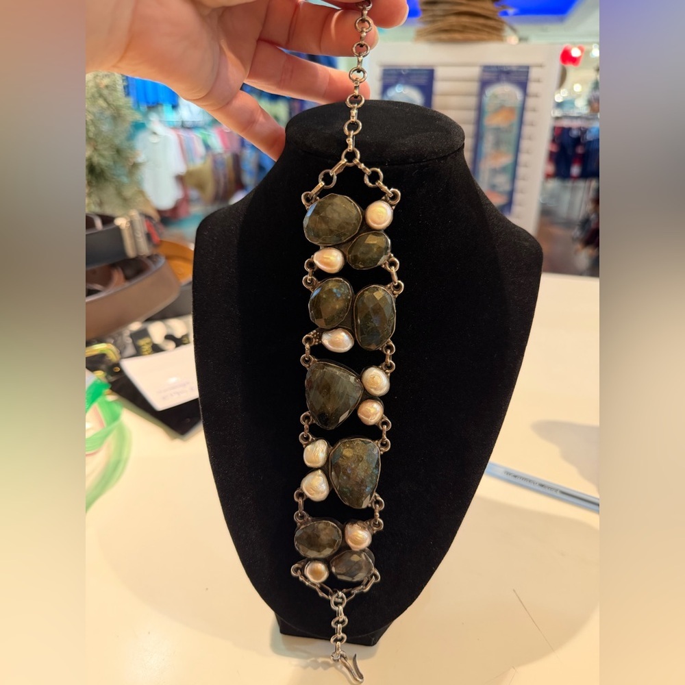 sterling silver bracelet featuring labradorite and pearl gemstones